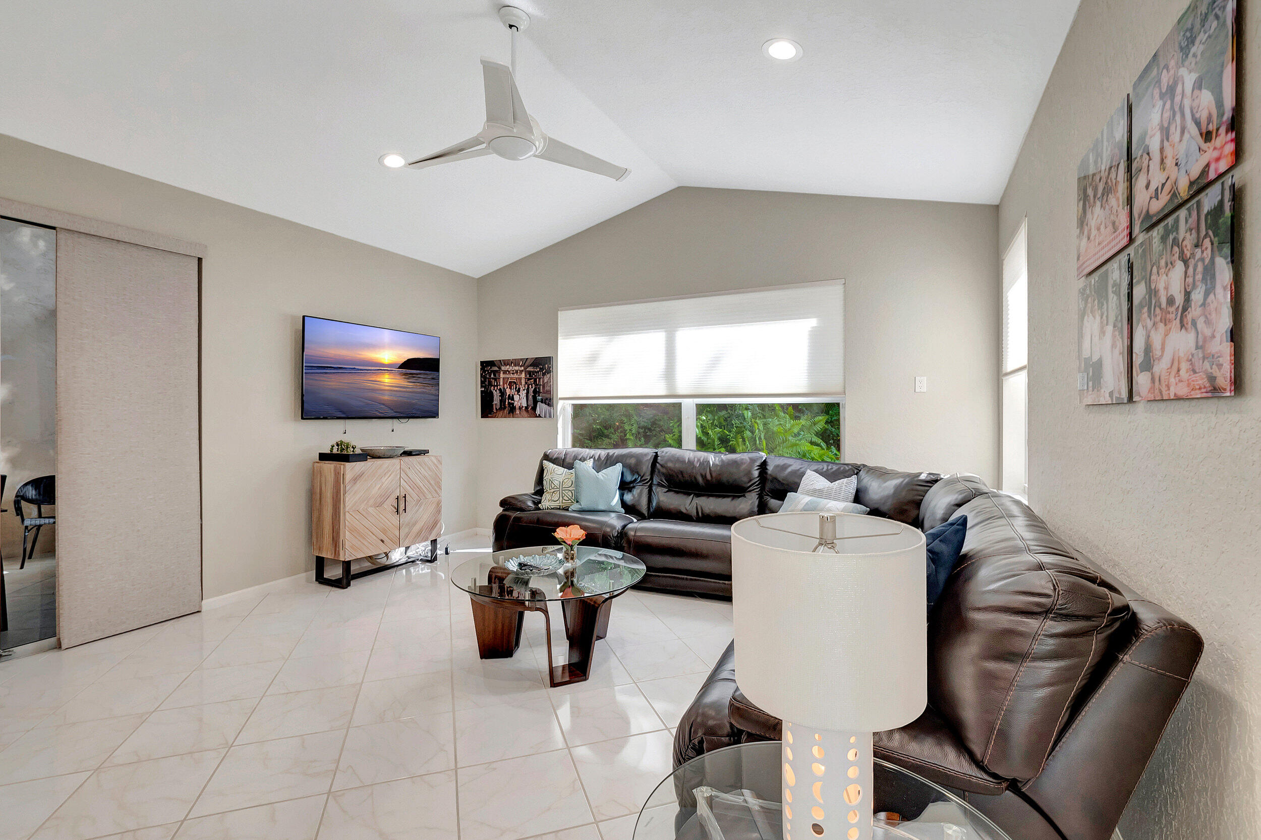 10160 Diamond Lake Drive