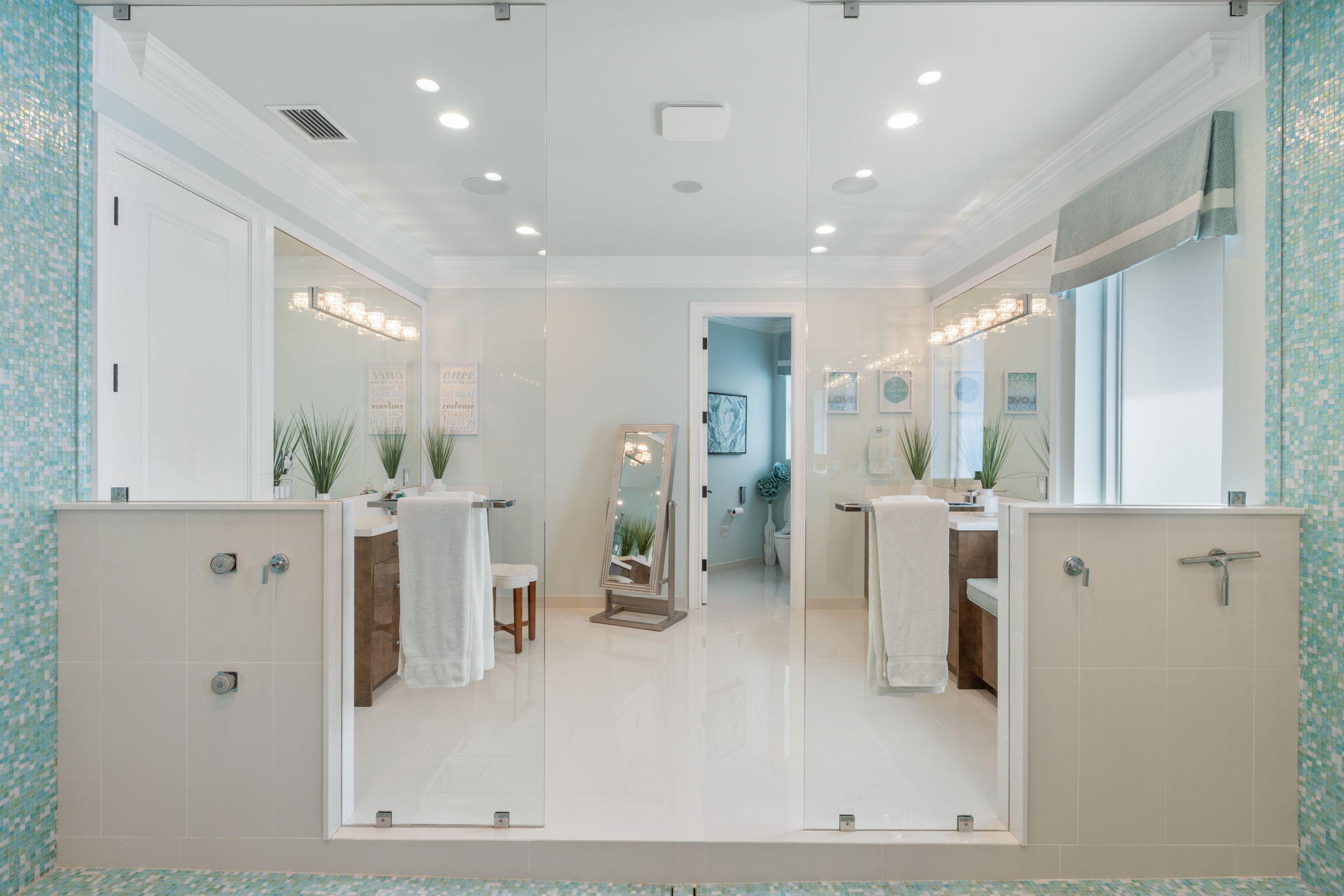 600 Atlantis Estates Way, Atlantis