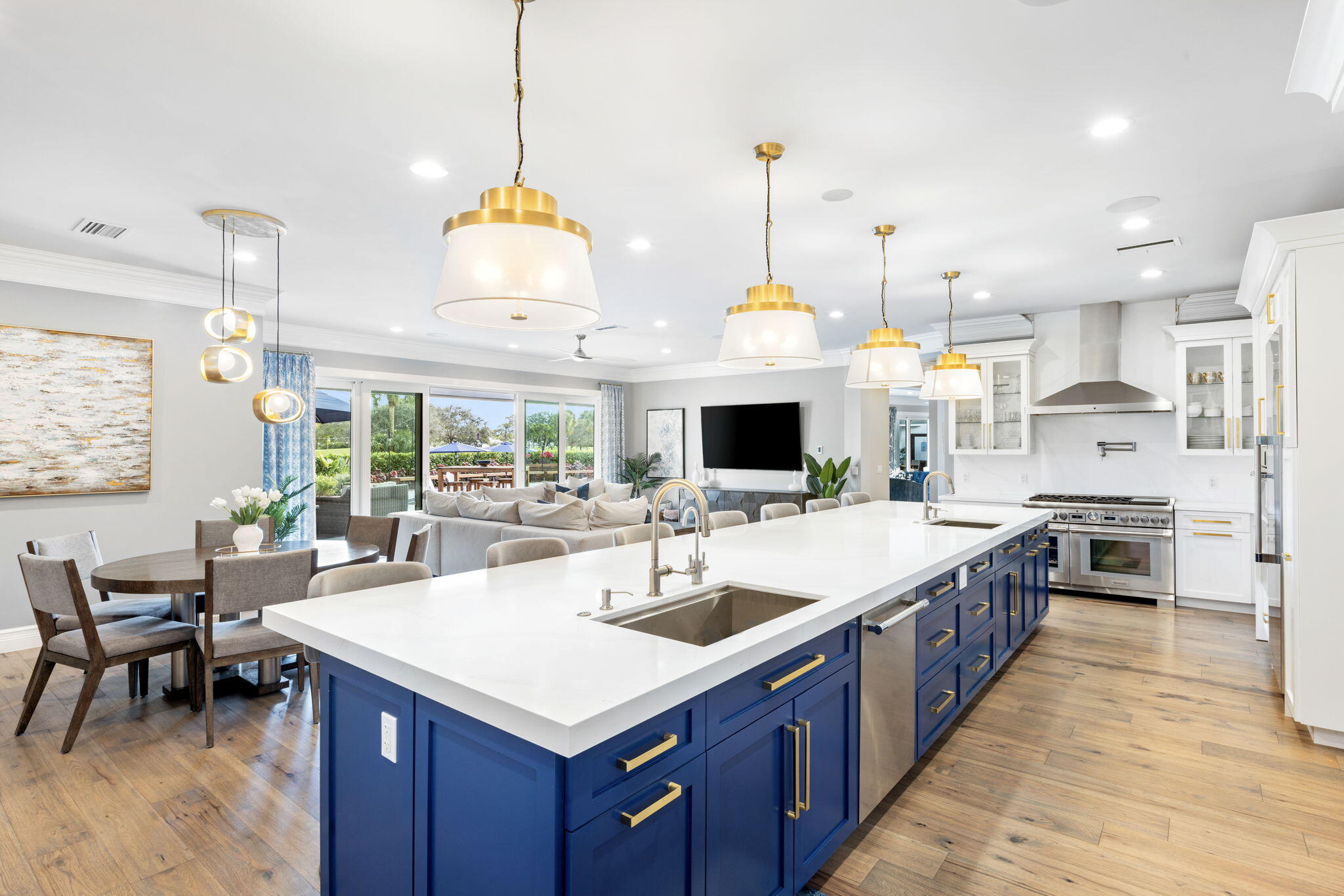600 Atlantis Estates Way, Atlantis