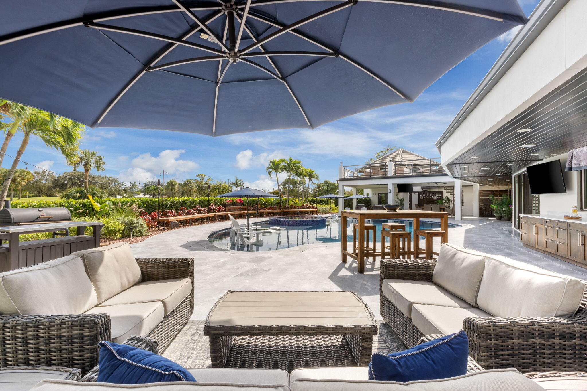 600 Atlantis Estates Way, Atlantis