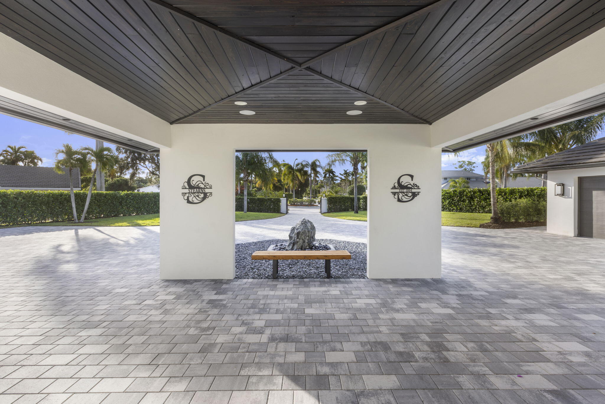 600 Atlantis Estates Way, Atlantis