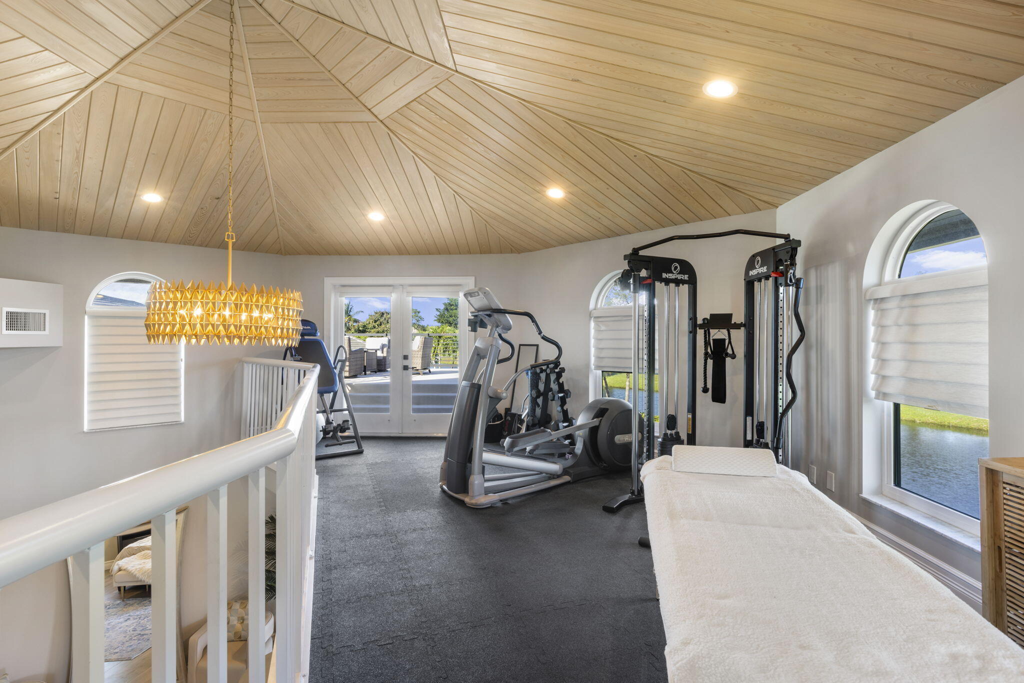 600 Atlantis Estates Way, Atlantis