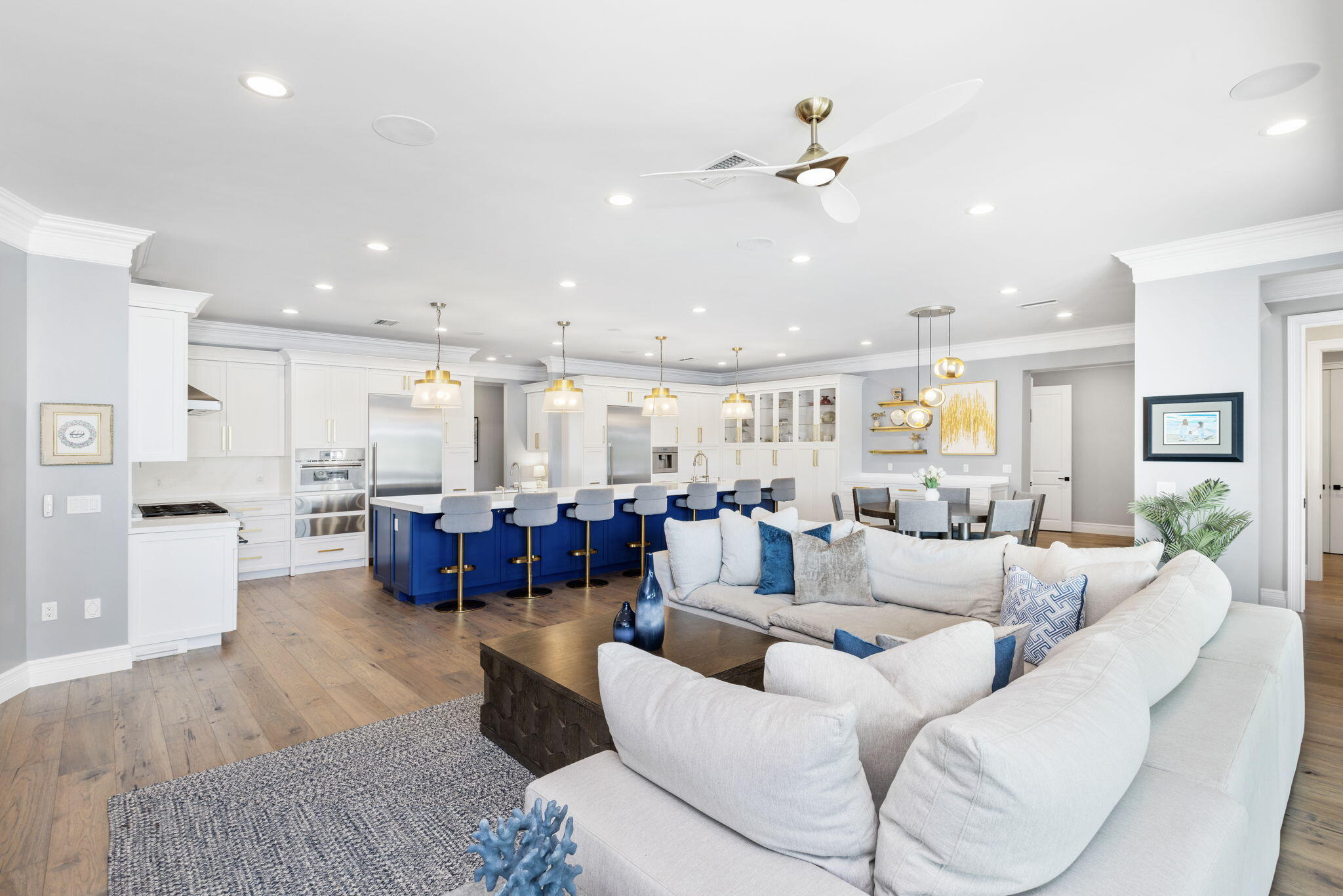 600 Atlantis Estates Way, Atlantis