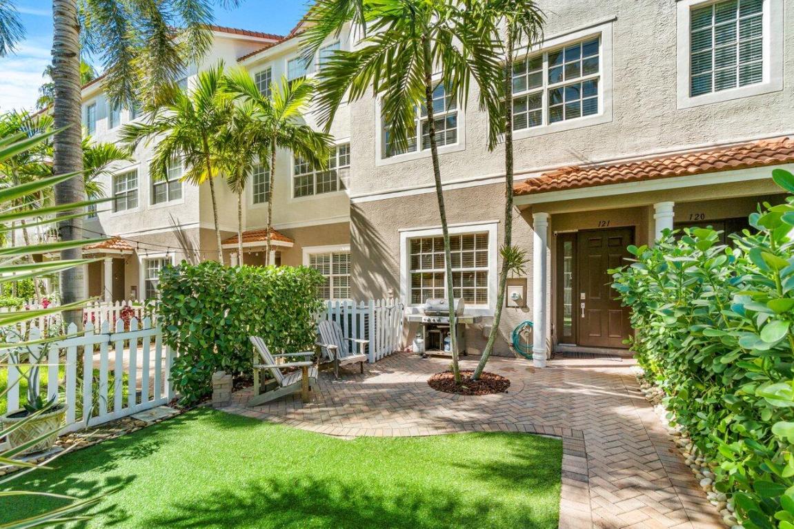 121 Ocean Cay Way