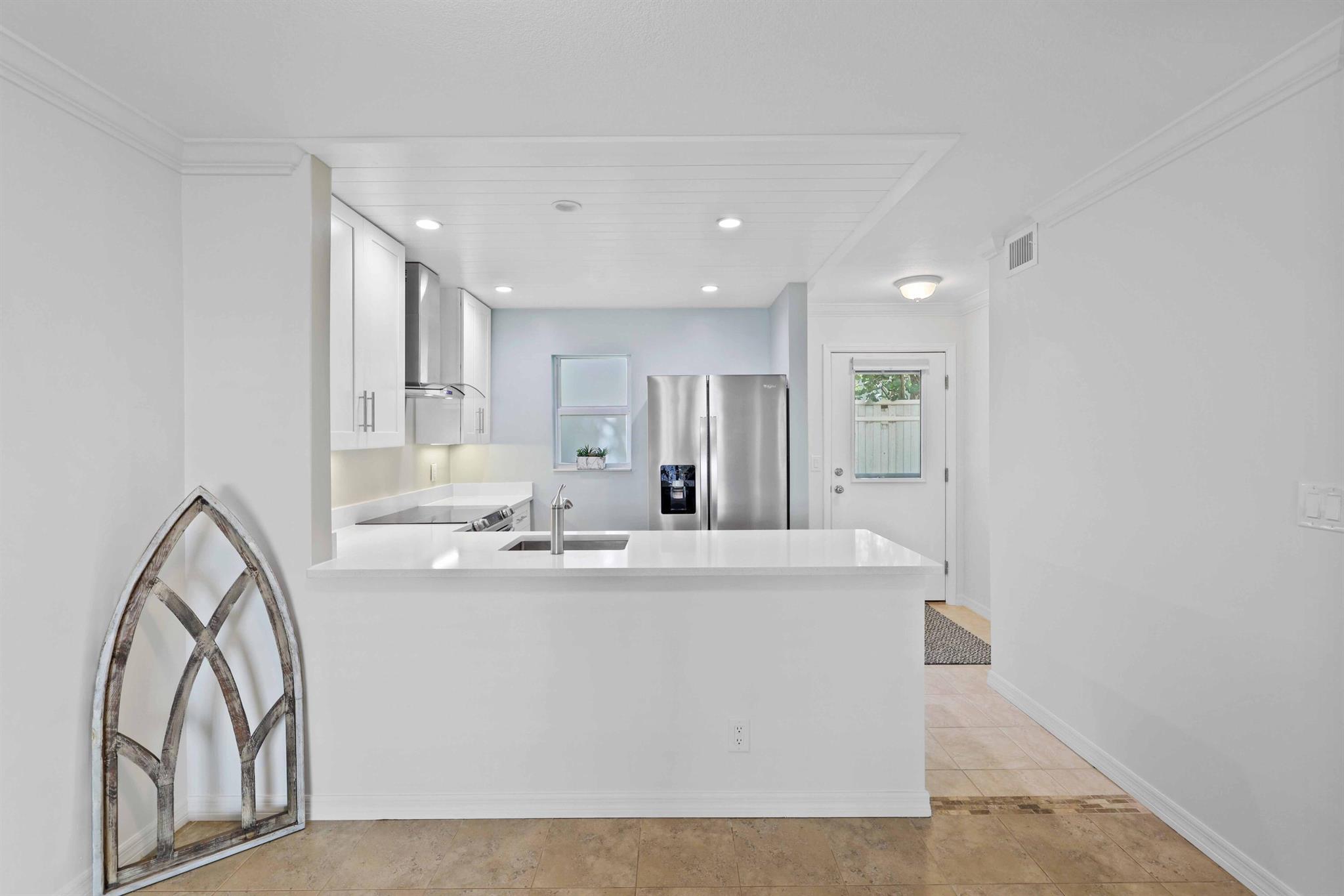 3851 N Ocean Boulevard Unit: 112