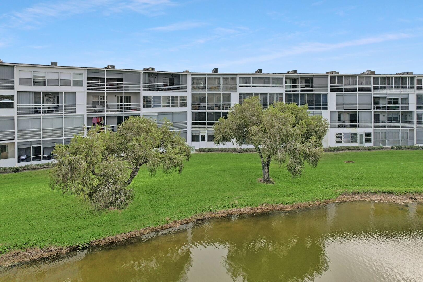 2043 Guildford C, Boca Raton