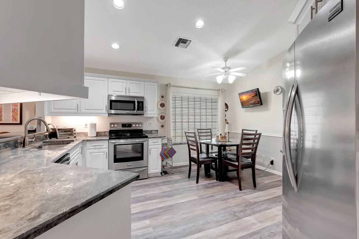 5820 Seashell Terrace