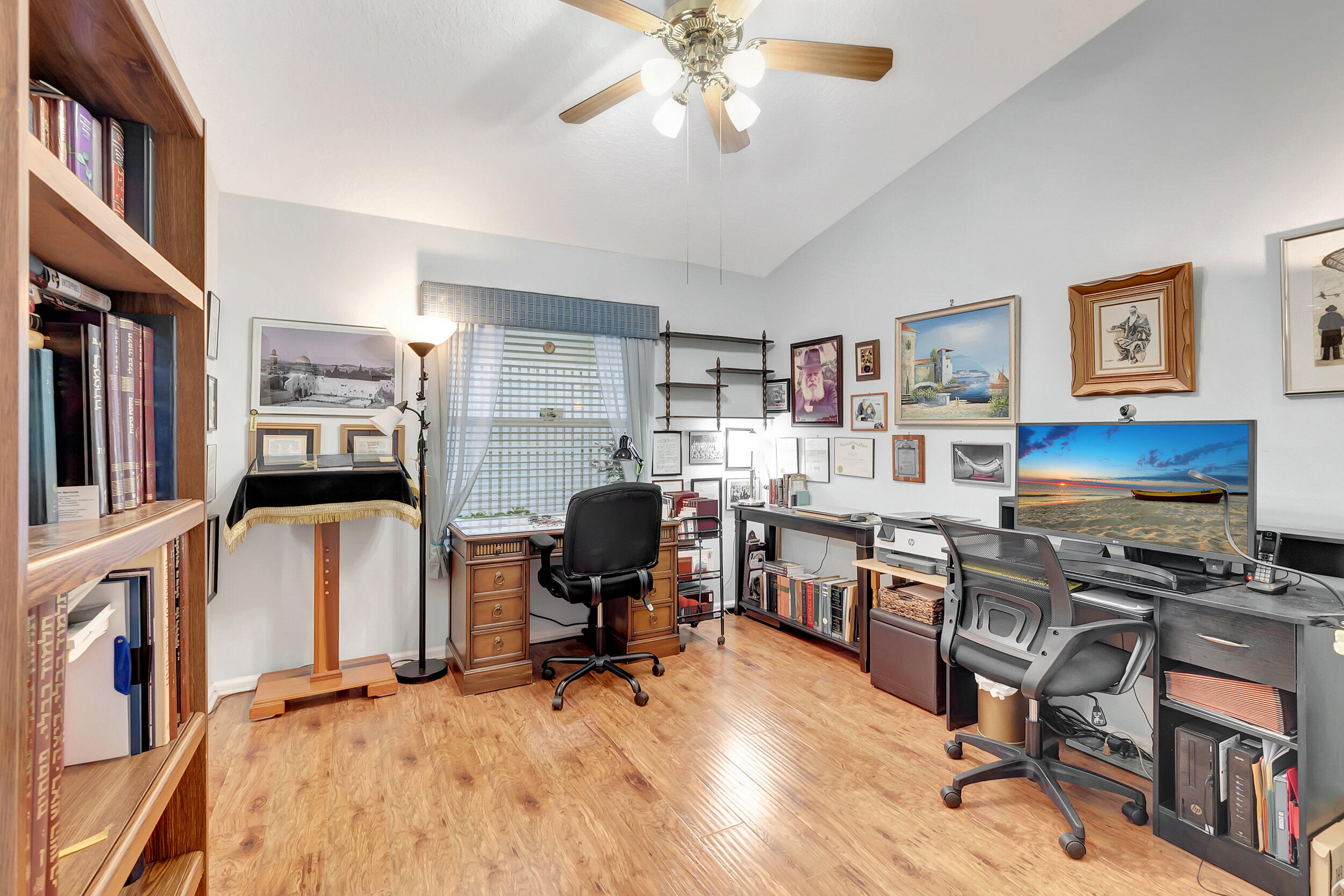 5820 Seashell Terrace