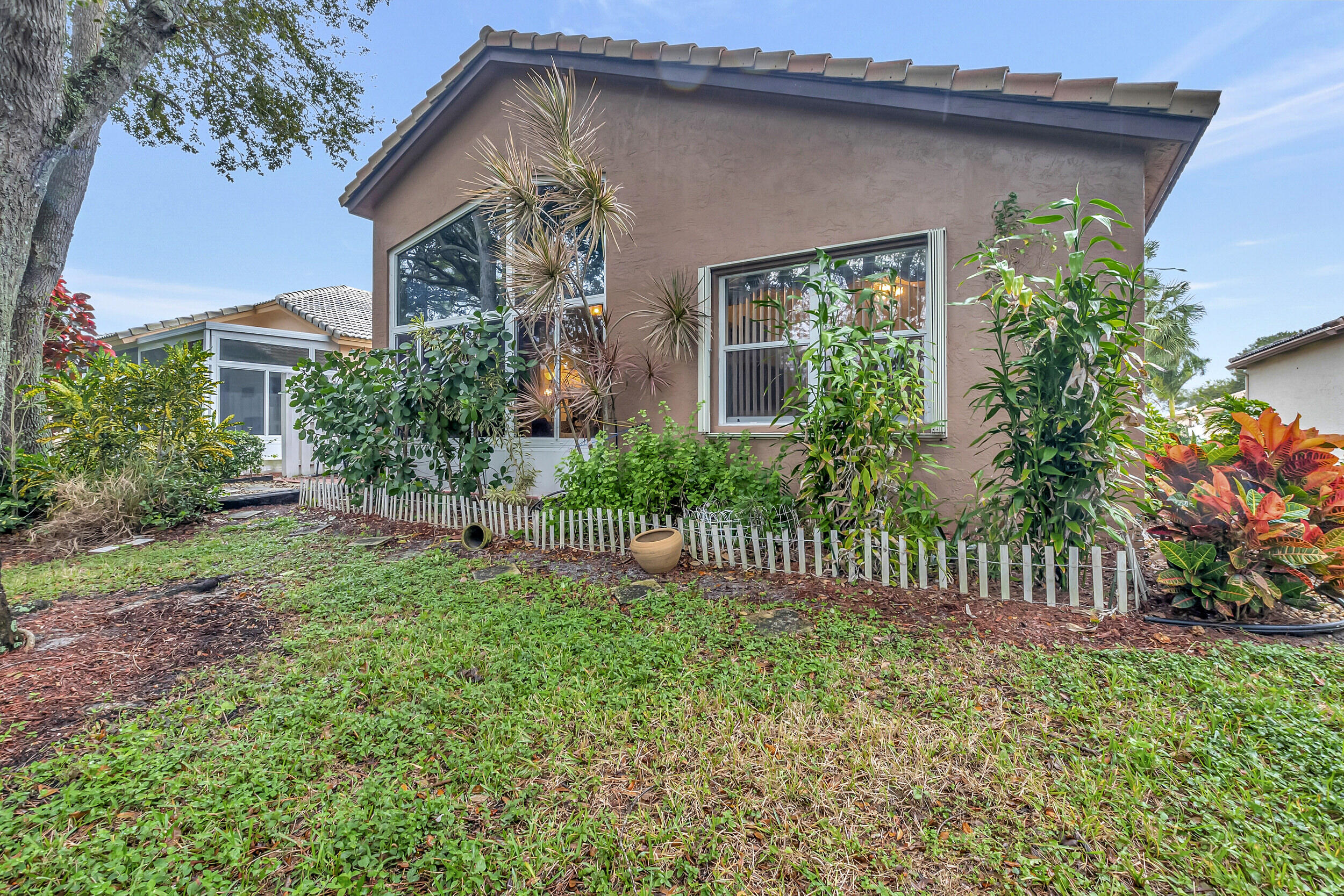 5820 Seashell Terrace