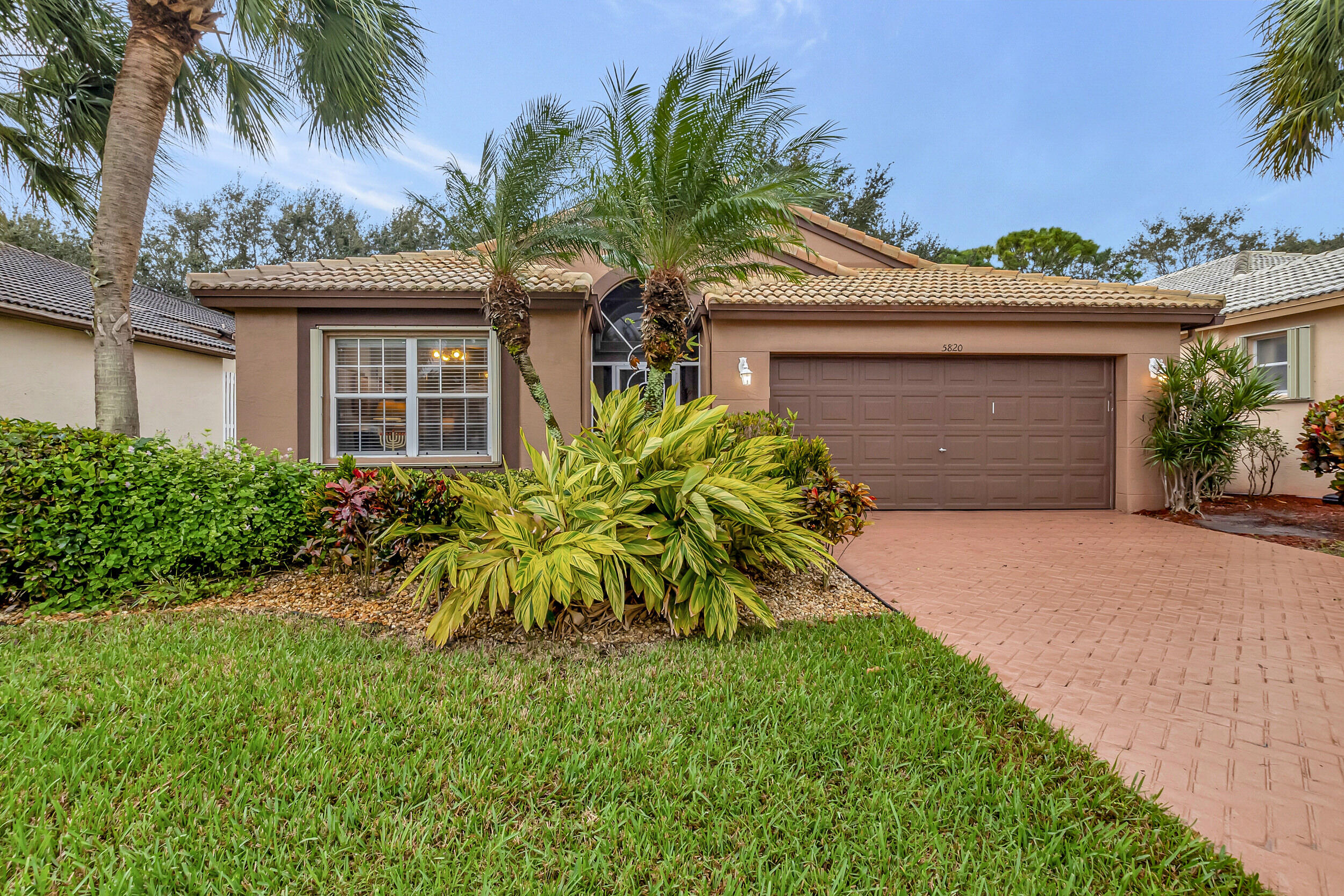 5820 Seashell Terrace