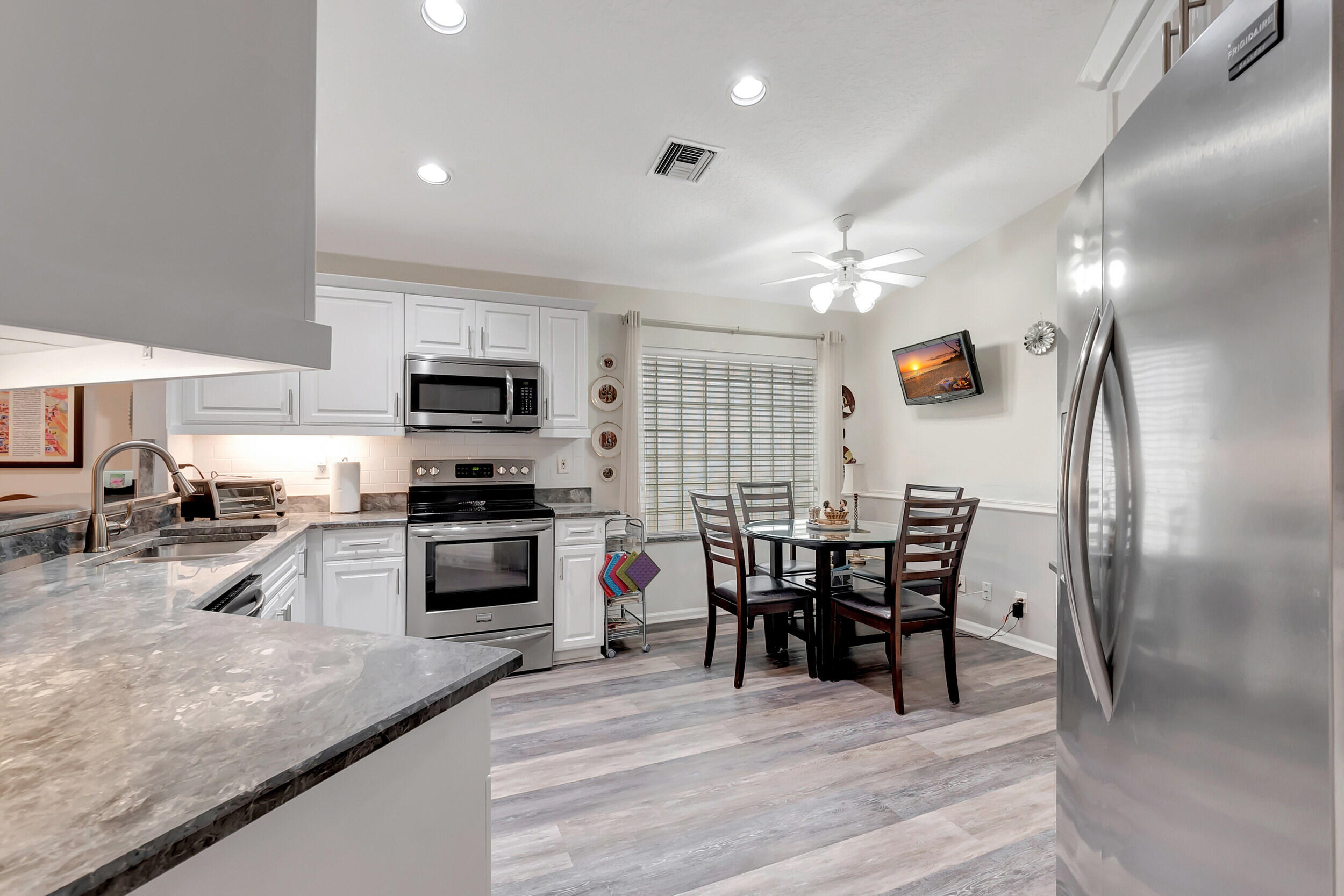 5820 Seashell Terrace