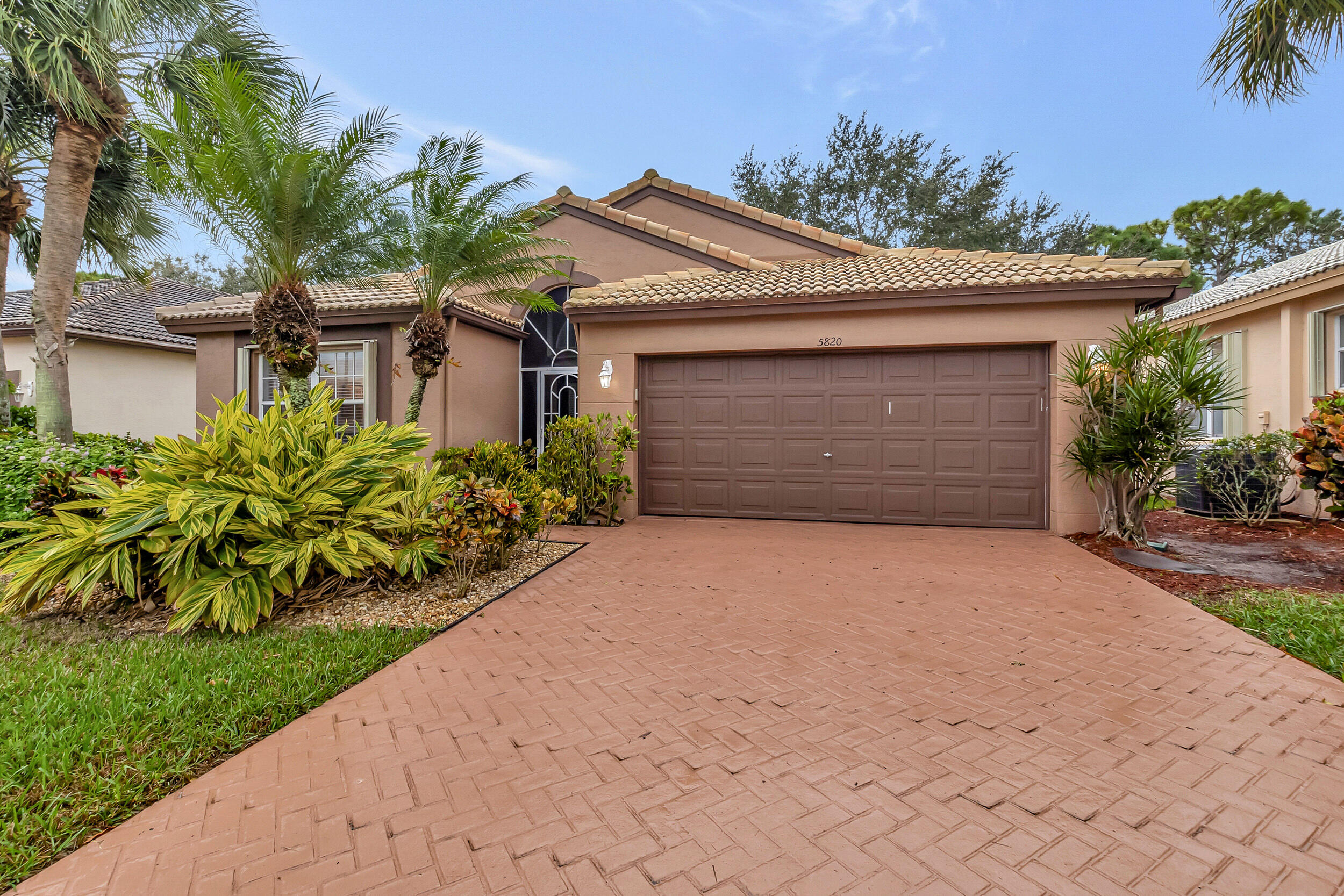 5820 Seashell Terrace