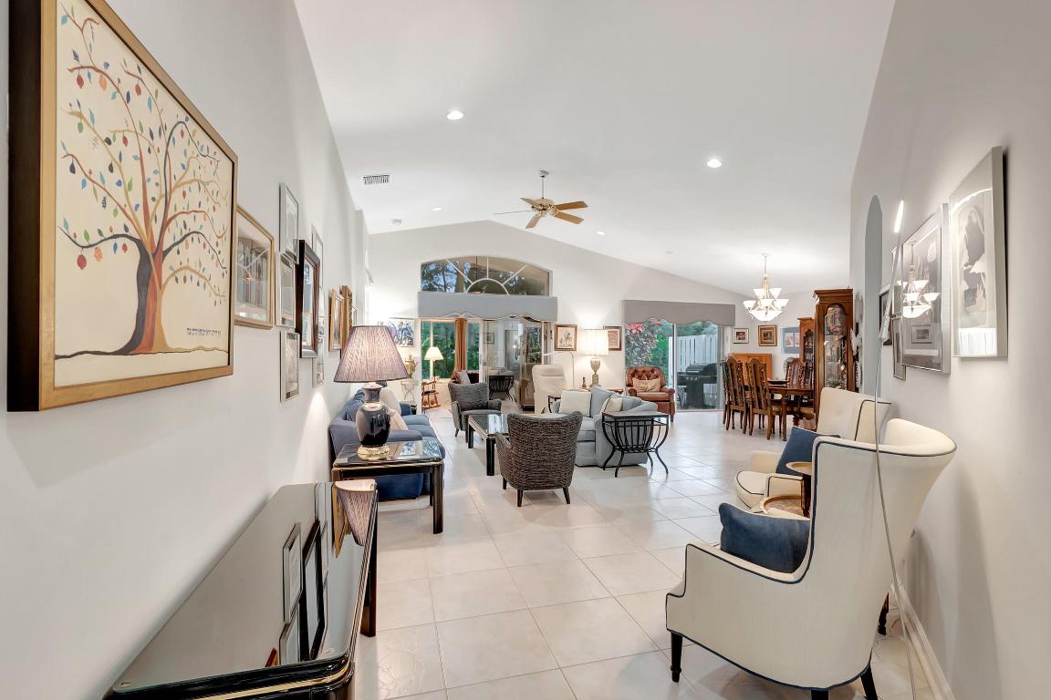 5820 Seashell Terrace