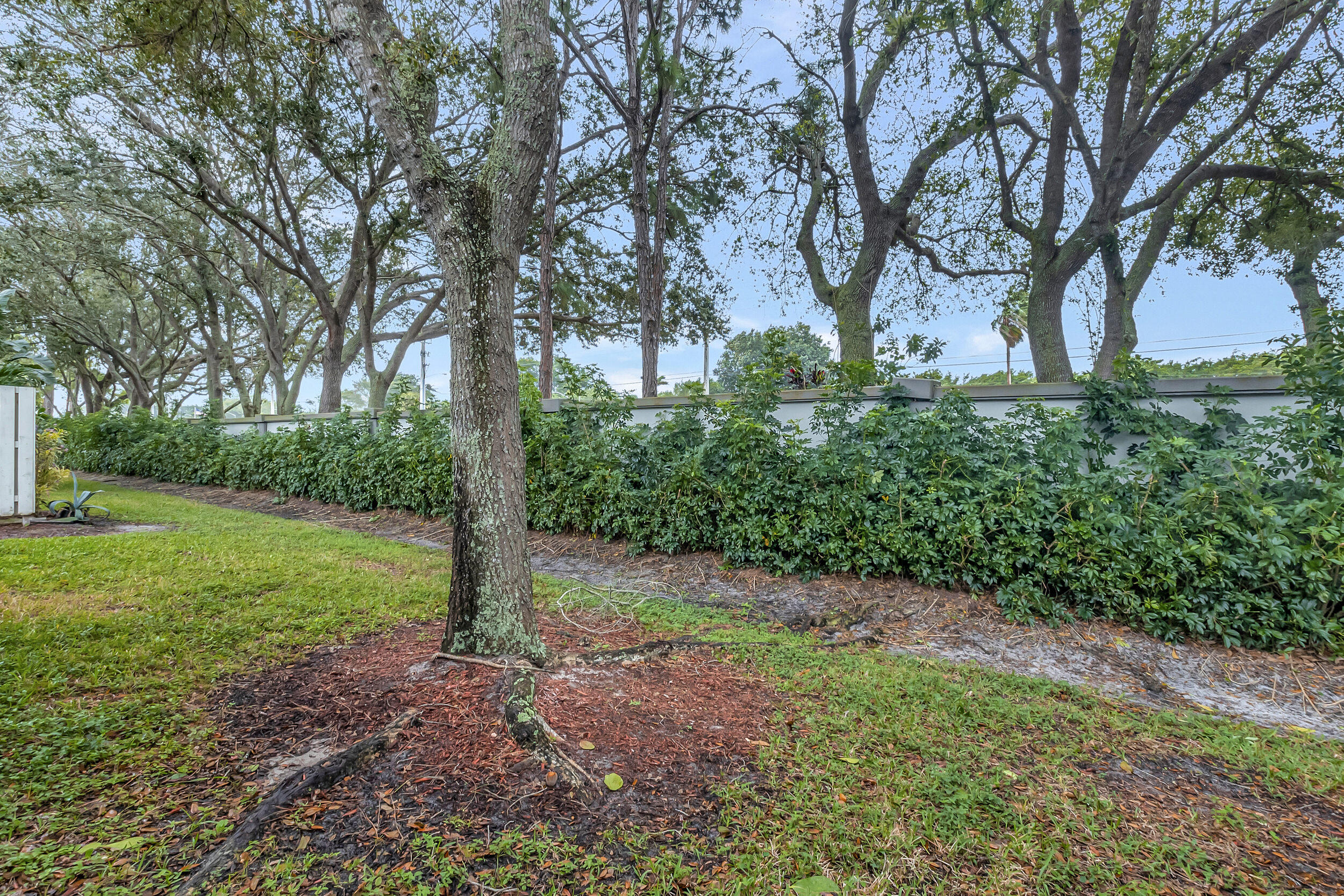 5820 Seashell Terrace