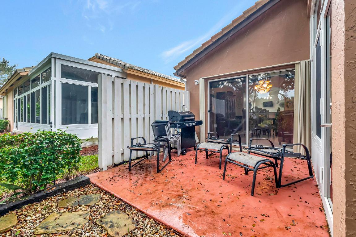 5820 Seashell Terrace