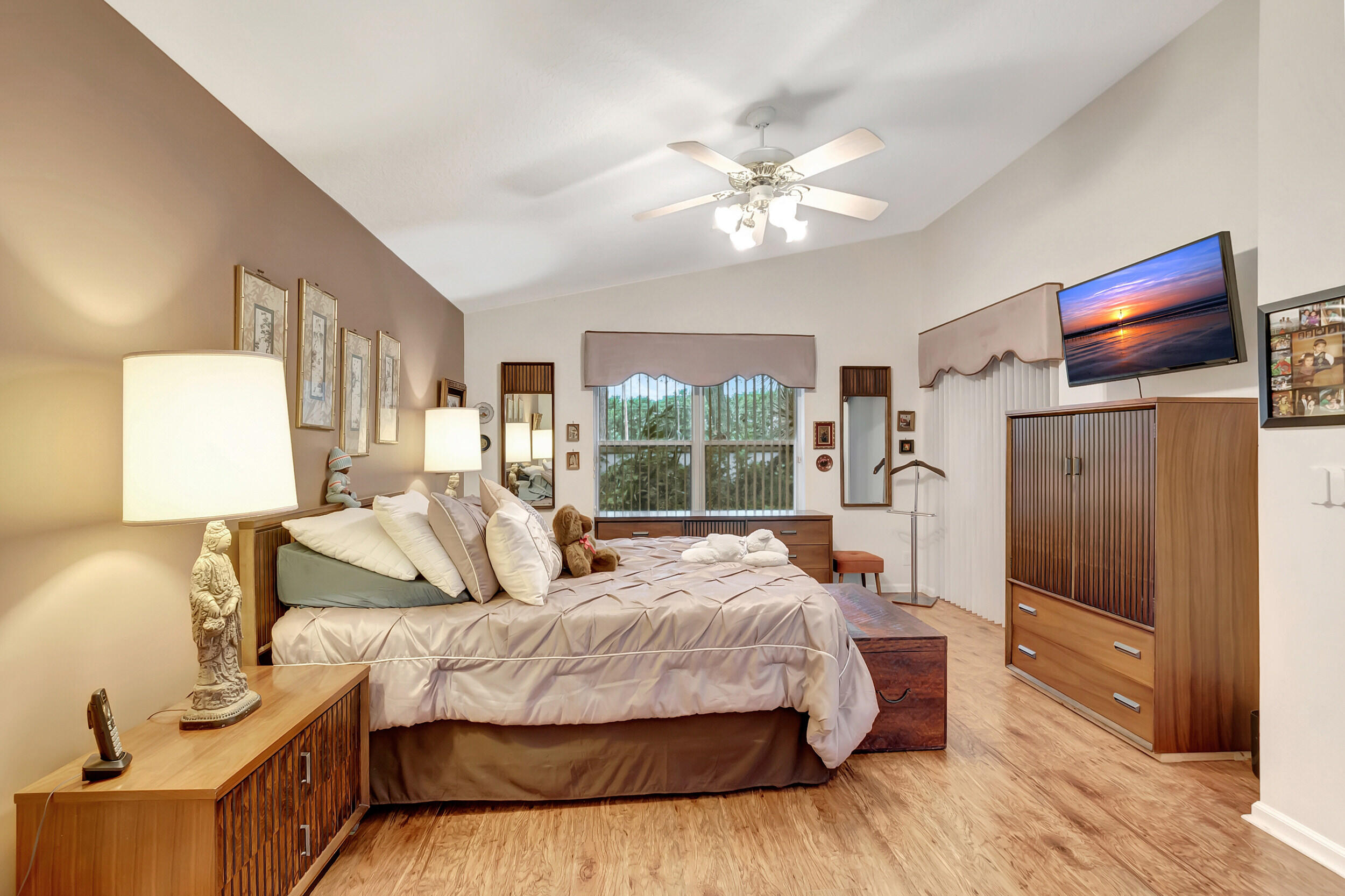 5820 Seashell Terrace