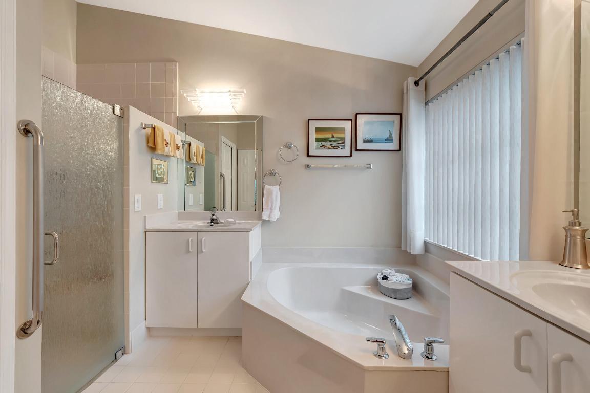 5820 Seashell Terrace