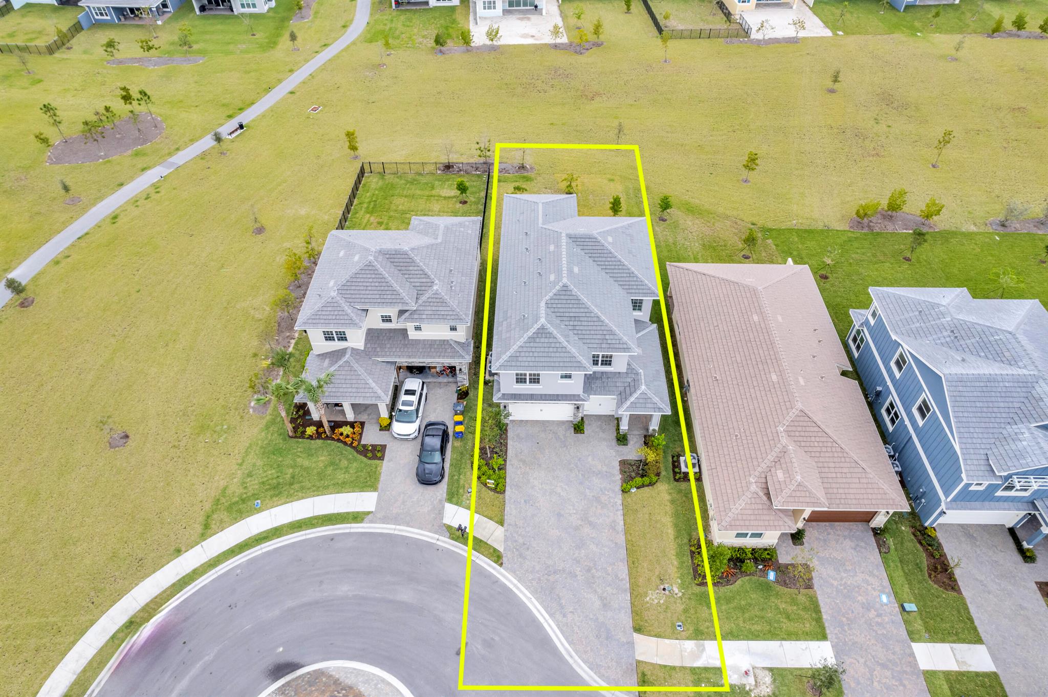 1407 Thistle Place