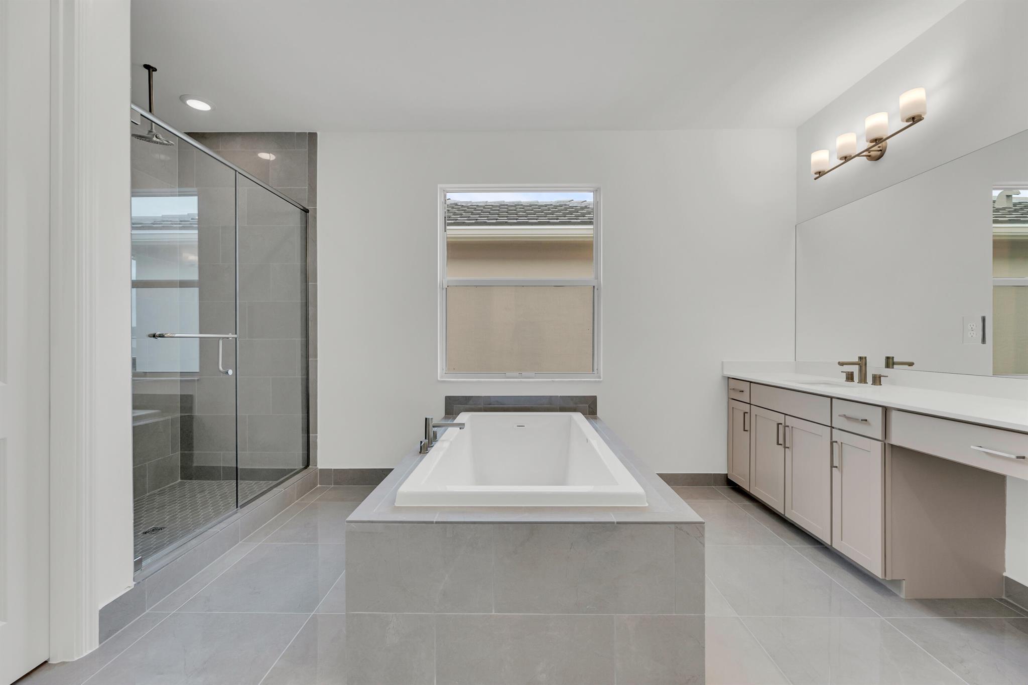 1407 Thistle Place
