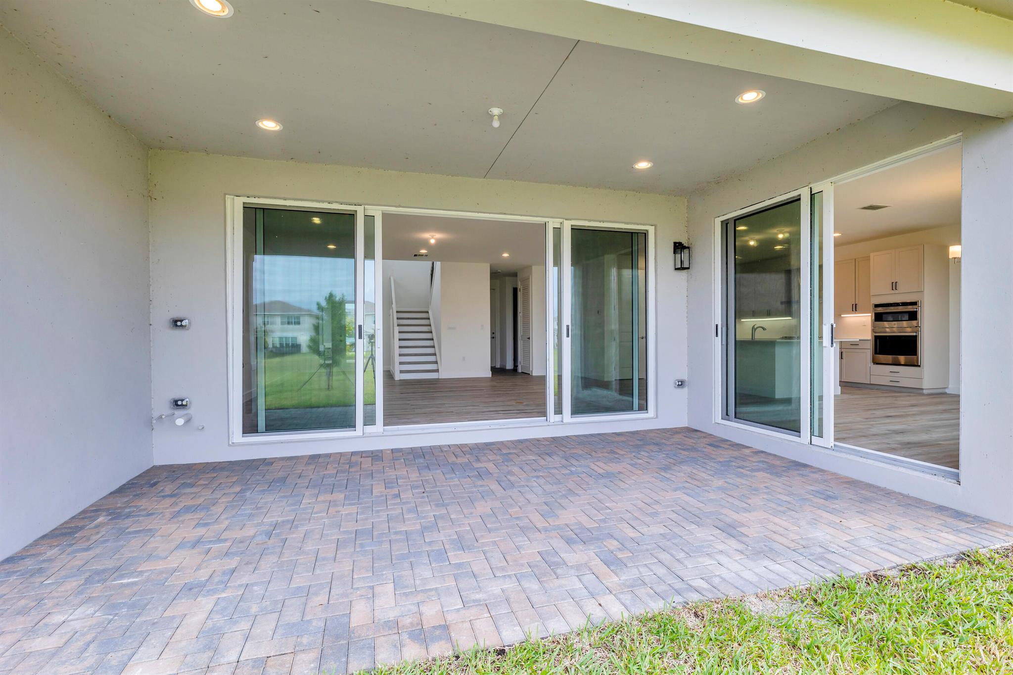 1407 Thistle Place