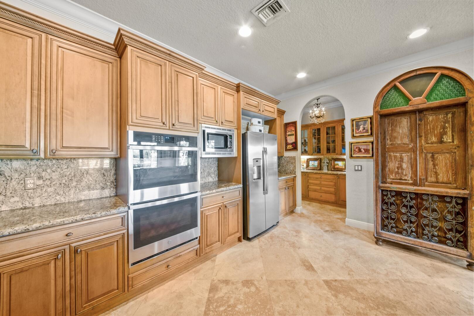 8815 Club Estates Way, Lake Worth