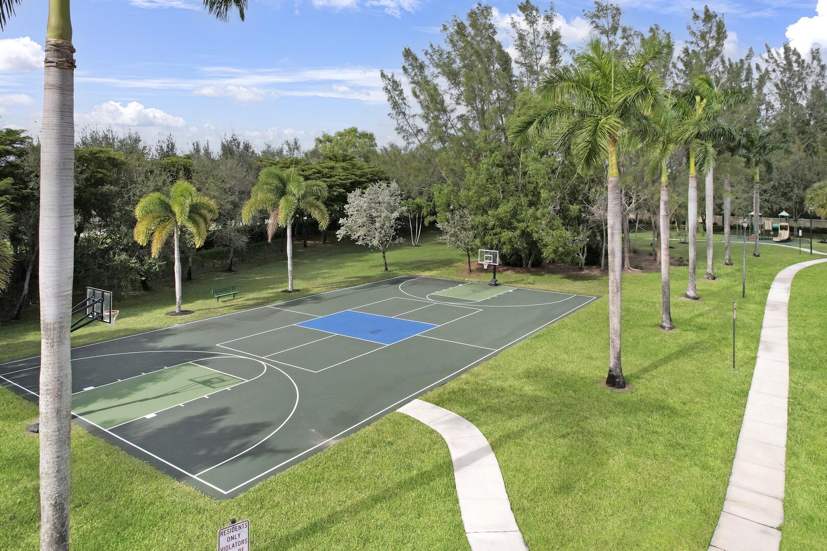 8815 Club Estates Way, Lake Worth