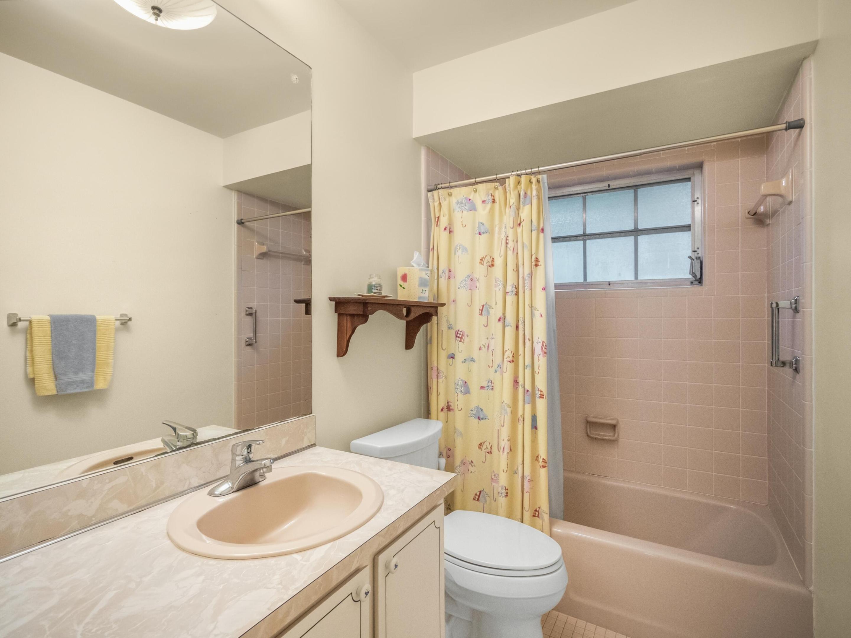 236 Gleneagles Drive, Atlantis