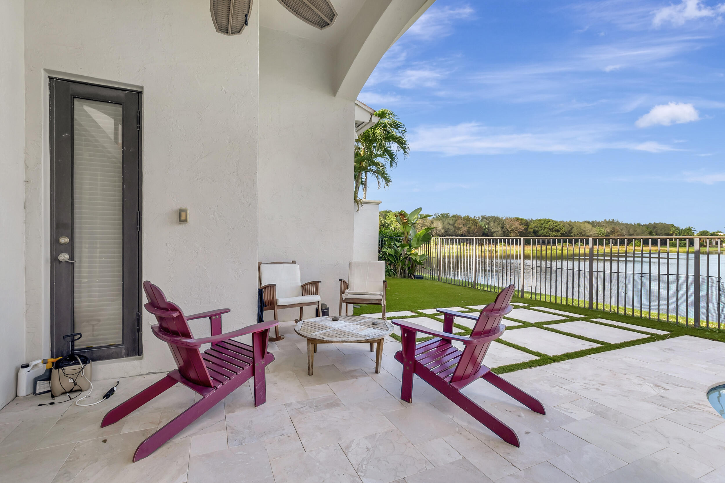 17979 Lake Azure Way