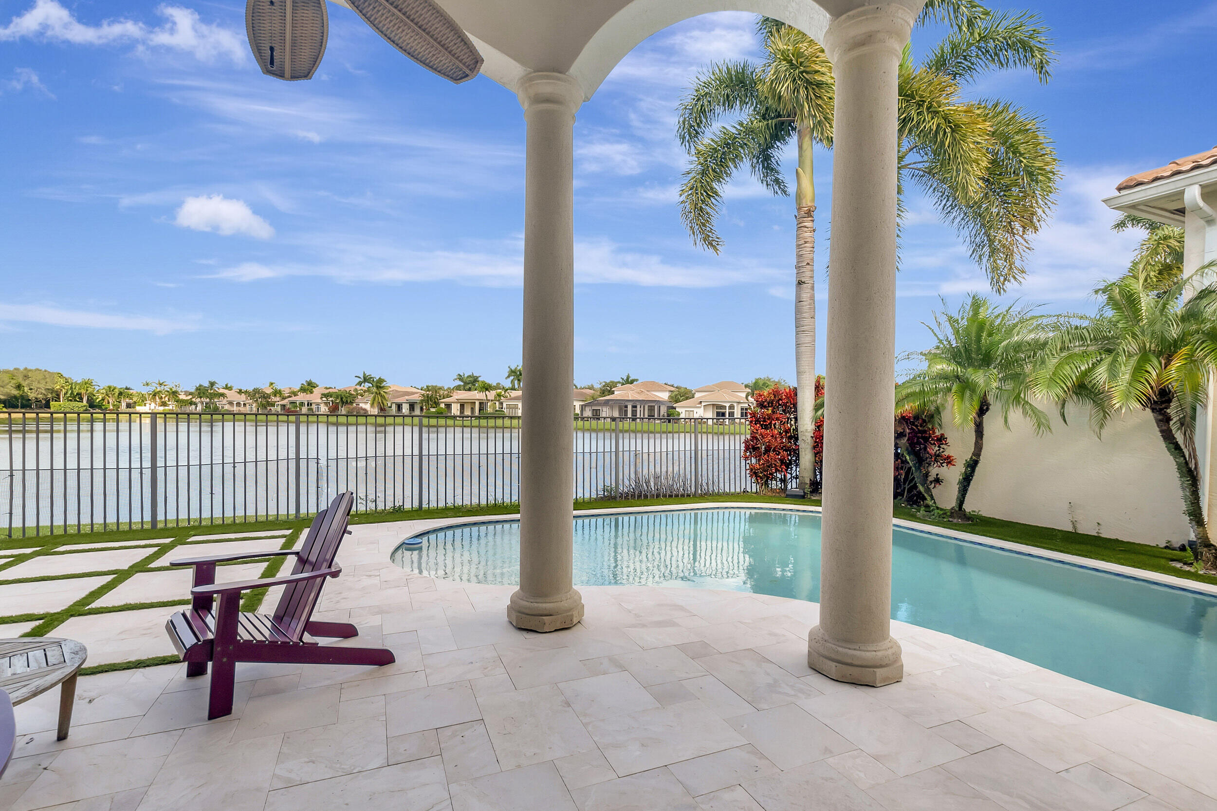 17979 Lake Azure Way