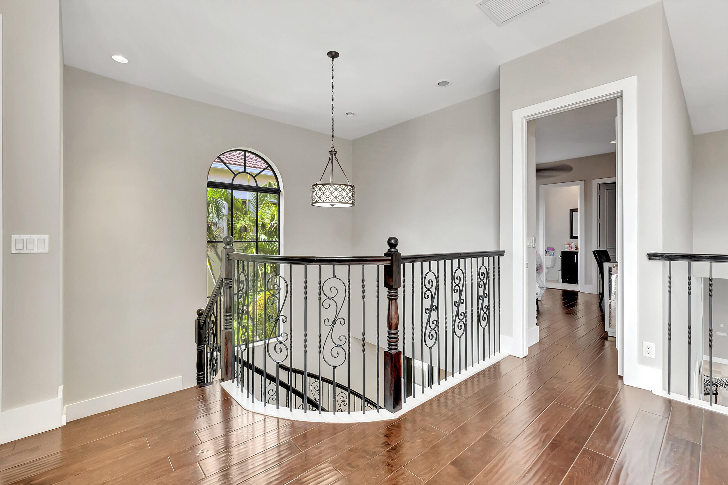 17979 Lake Azure Way