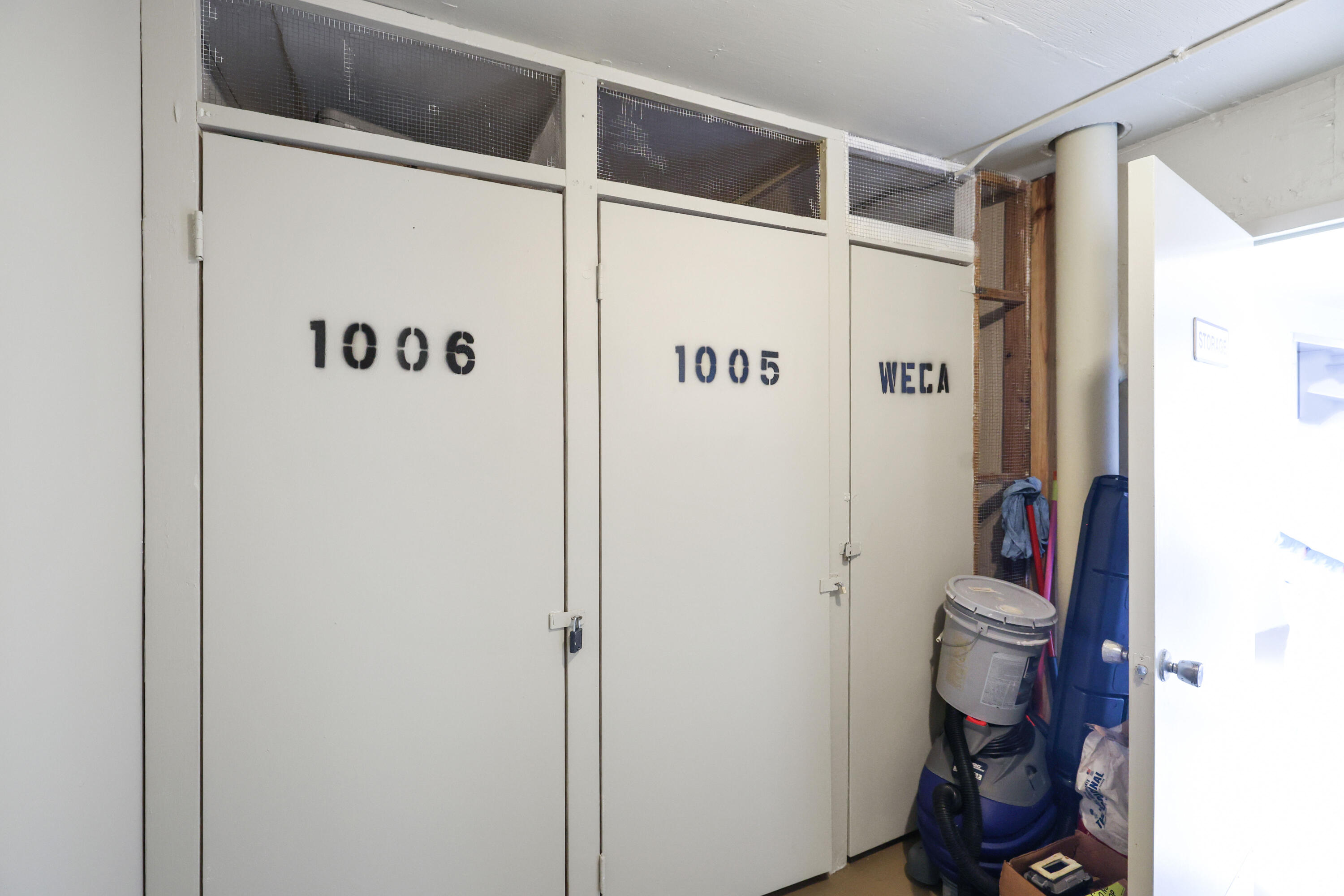 2611 N Riverside Drive Unit: 1006