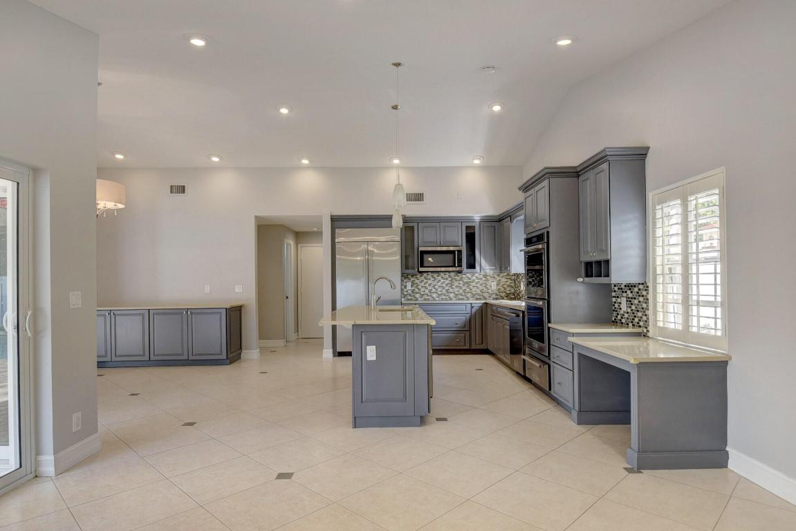 2901 NW 25th Terrace, Boca Raton