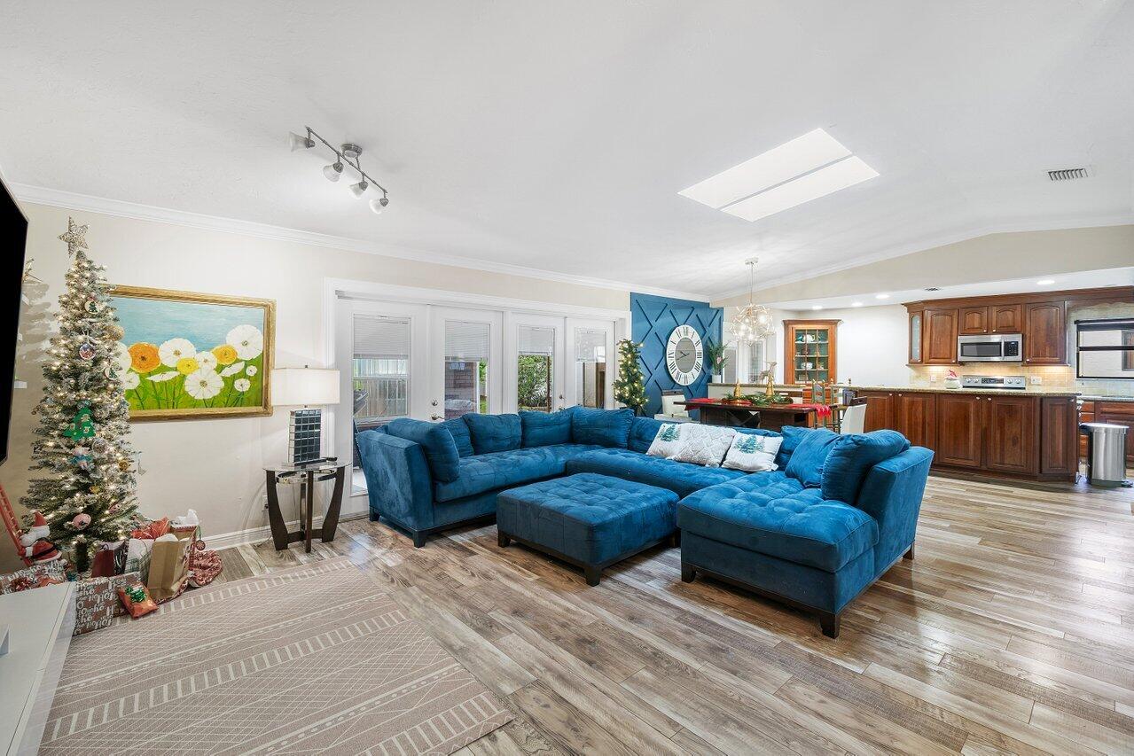 2506 SW 23rd Cranbrook Drive