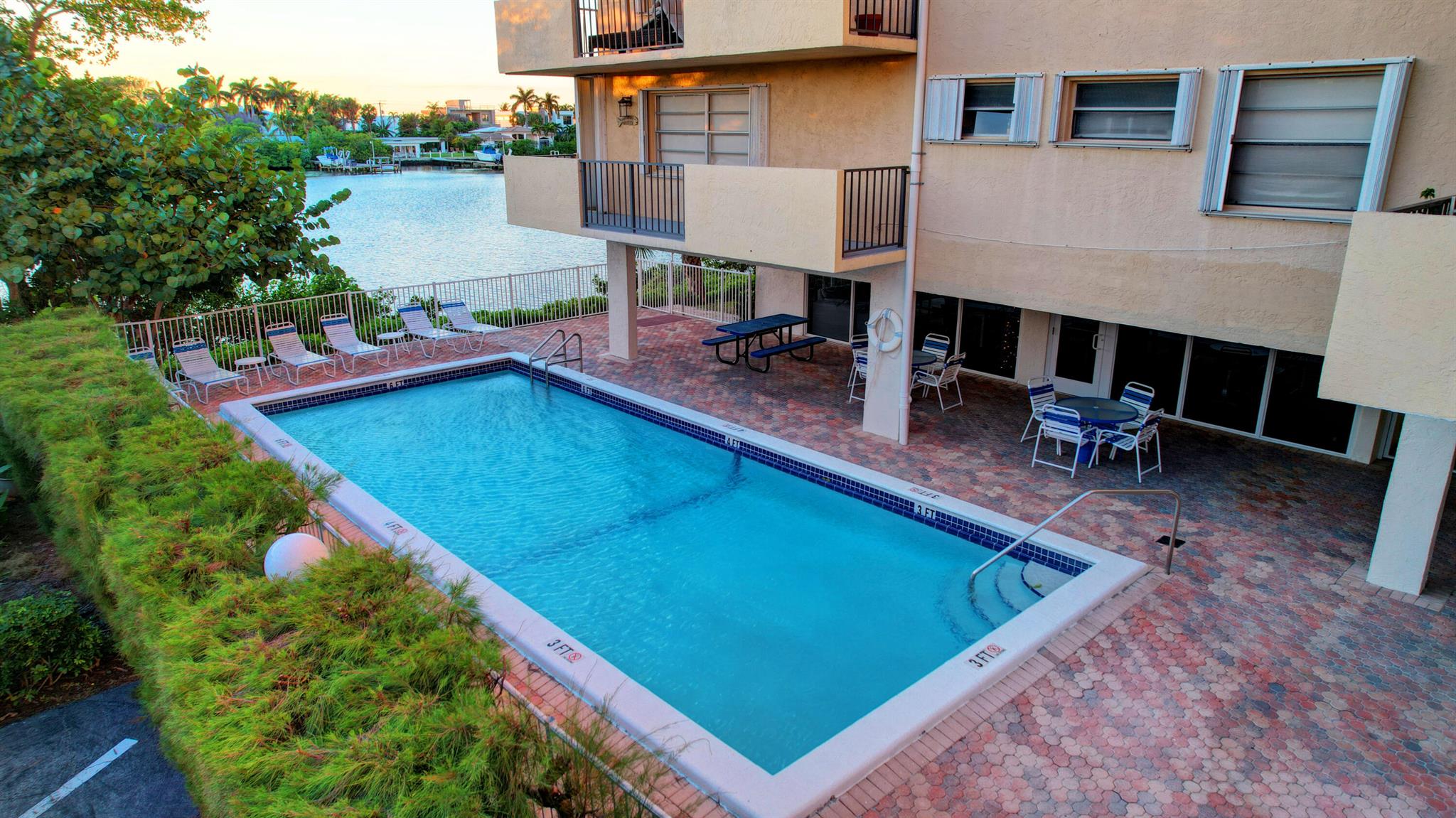 3581 S Ocean Boulevard Unit: 6b