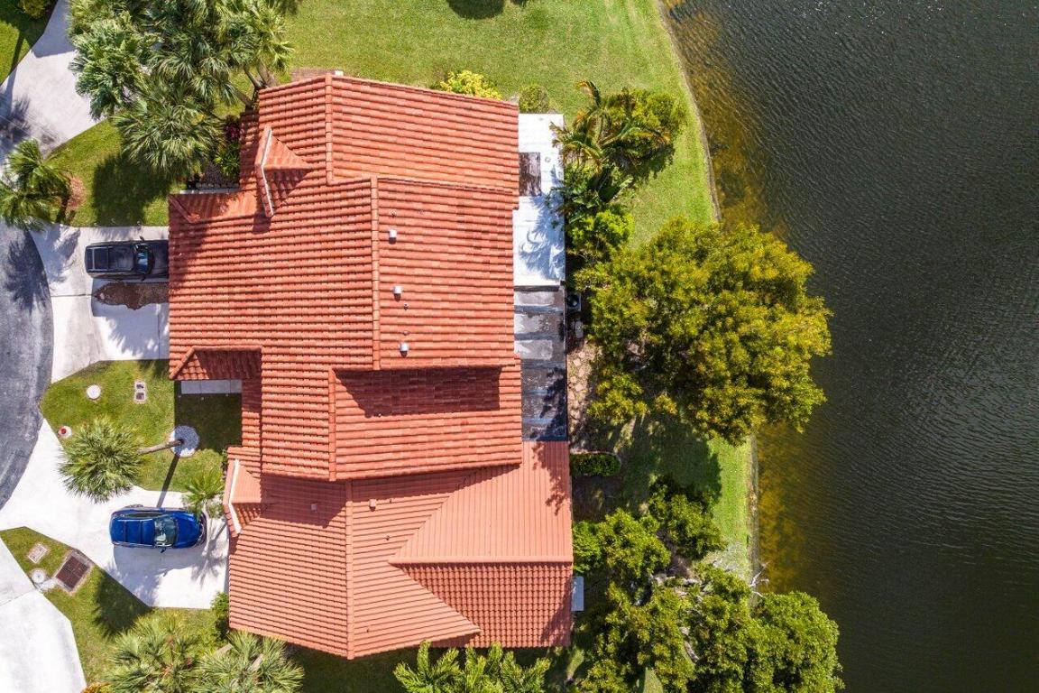 10296 Riverbend Ter Terrace