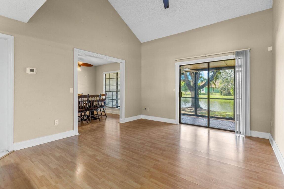 10296 Riverbend Ter Terrace