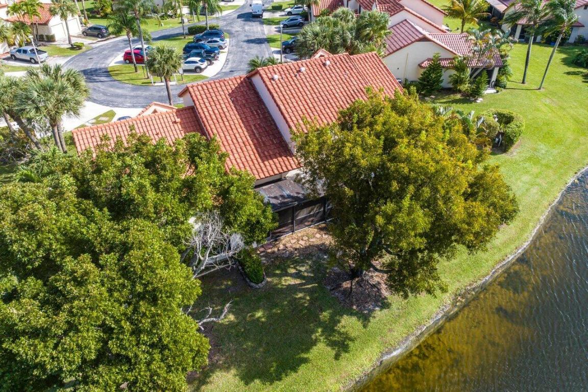 10296 Riverbend Ter Terrace