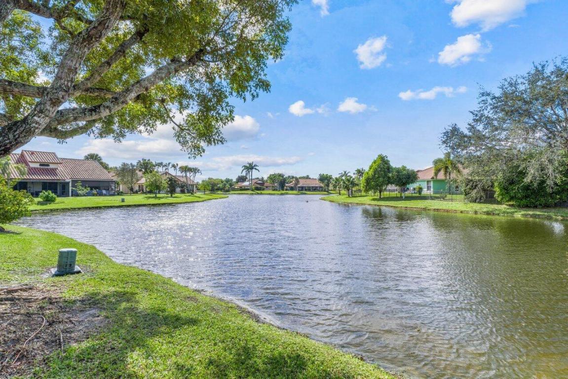 10296 Riverbend Ter Terrace