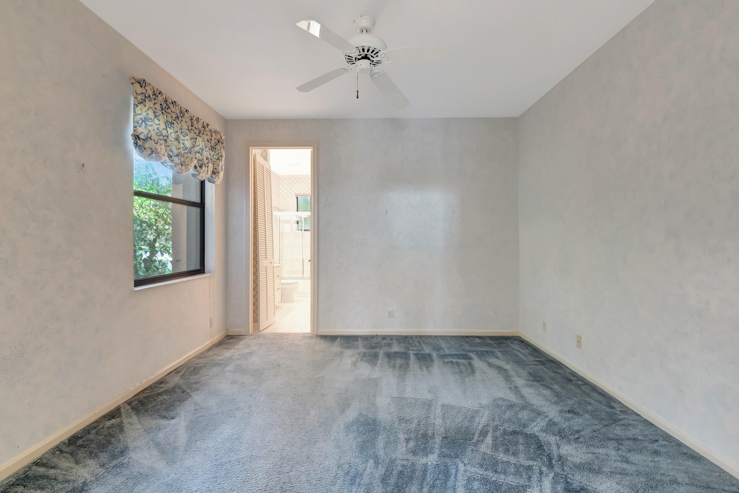 2370 NW 53rd Street