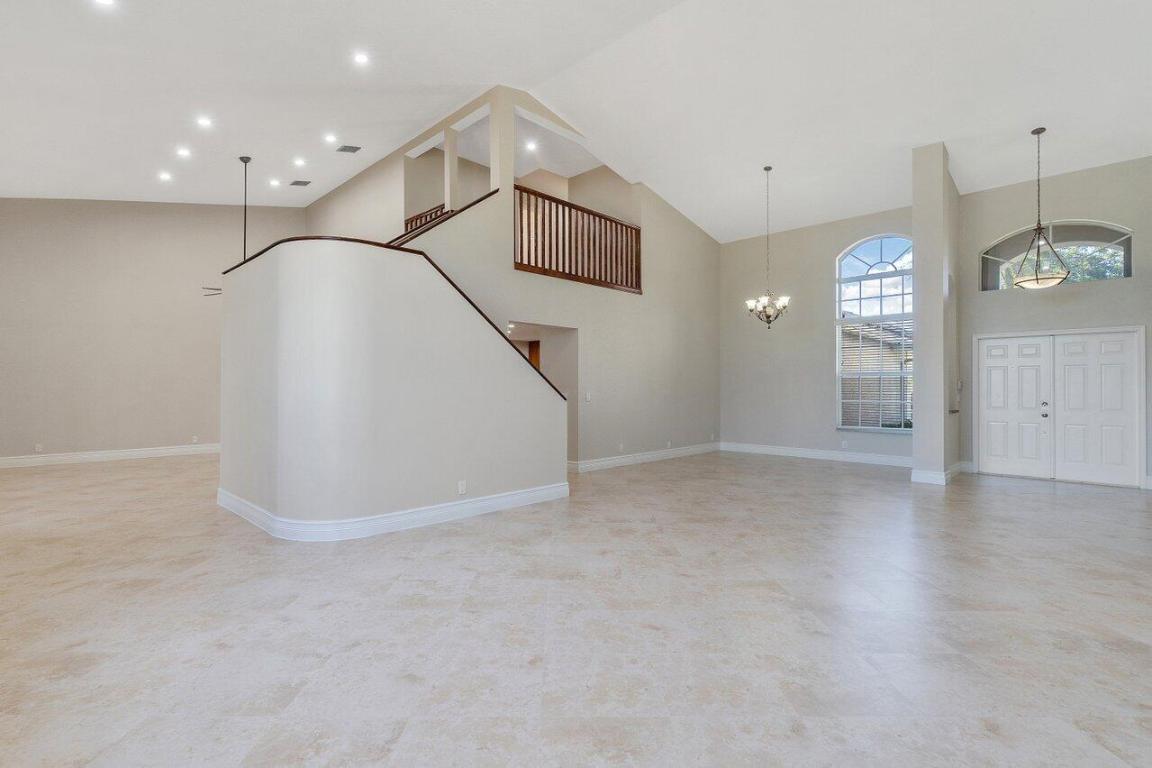 12199 Rockledge Circle