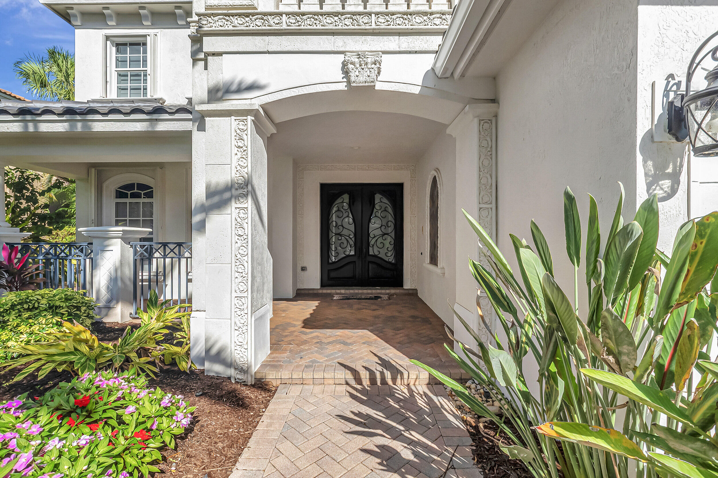 8625 Valhalla Drive