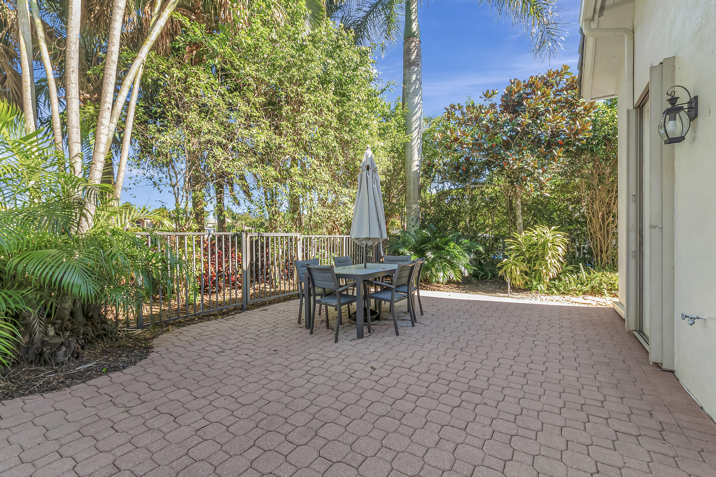 8625 Valhalla Drive