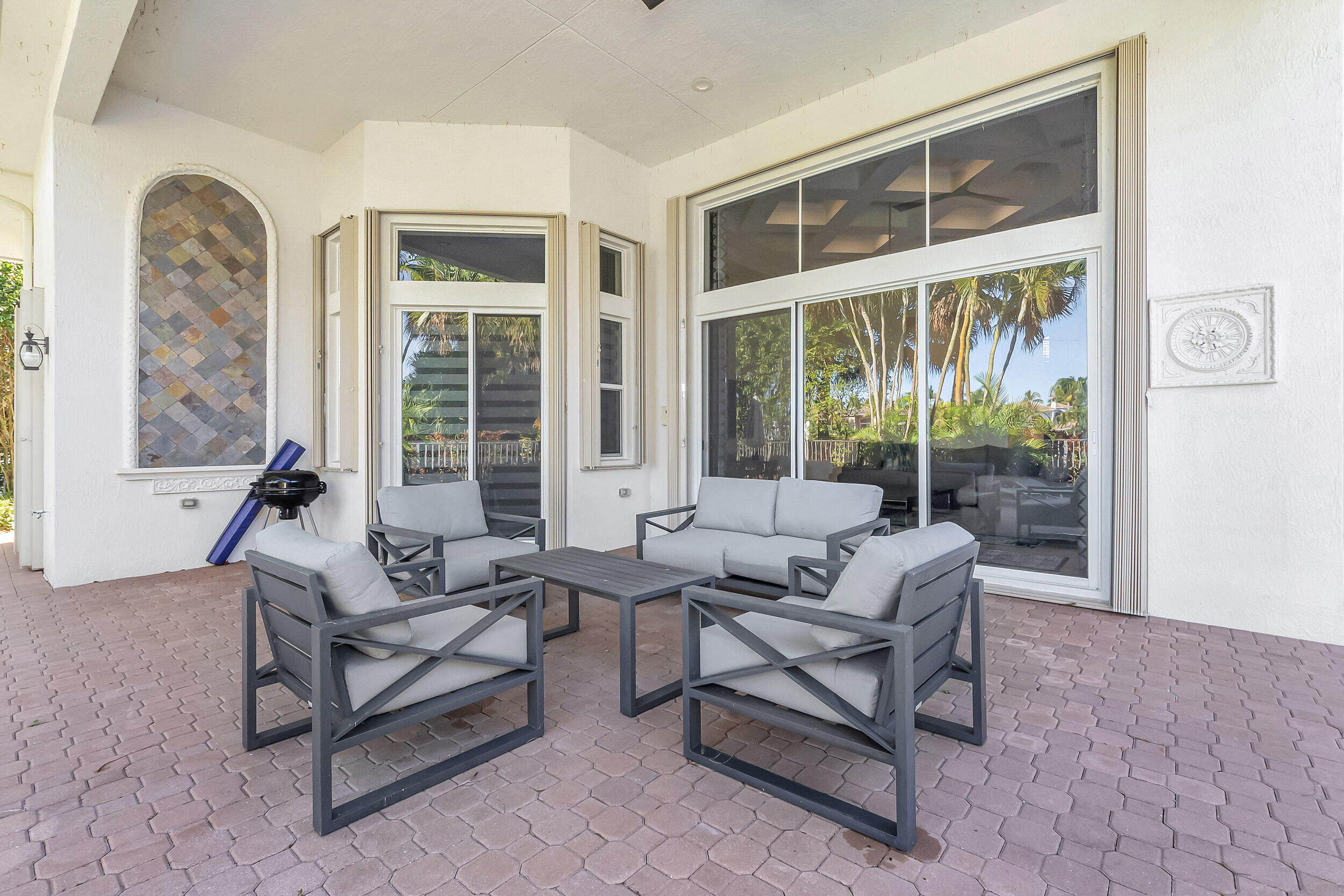 8625 Valhalla Drive
