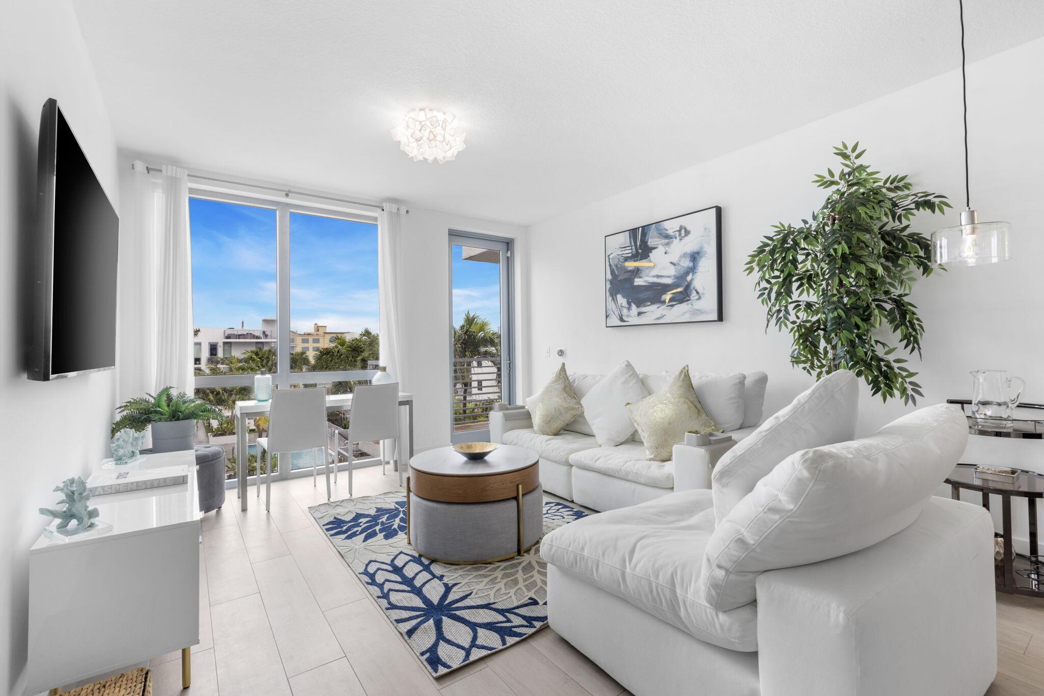 111 SE 1st Avenue Unit: Ph-509