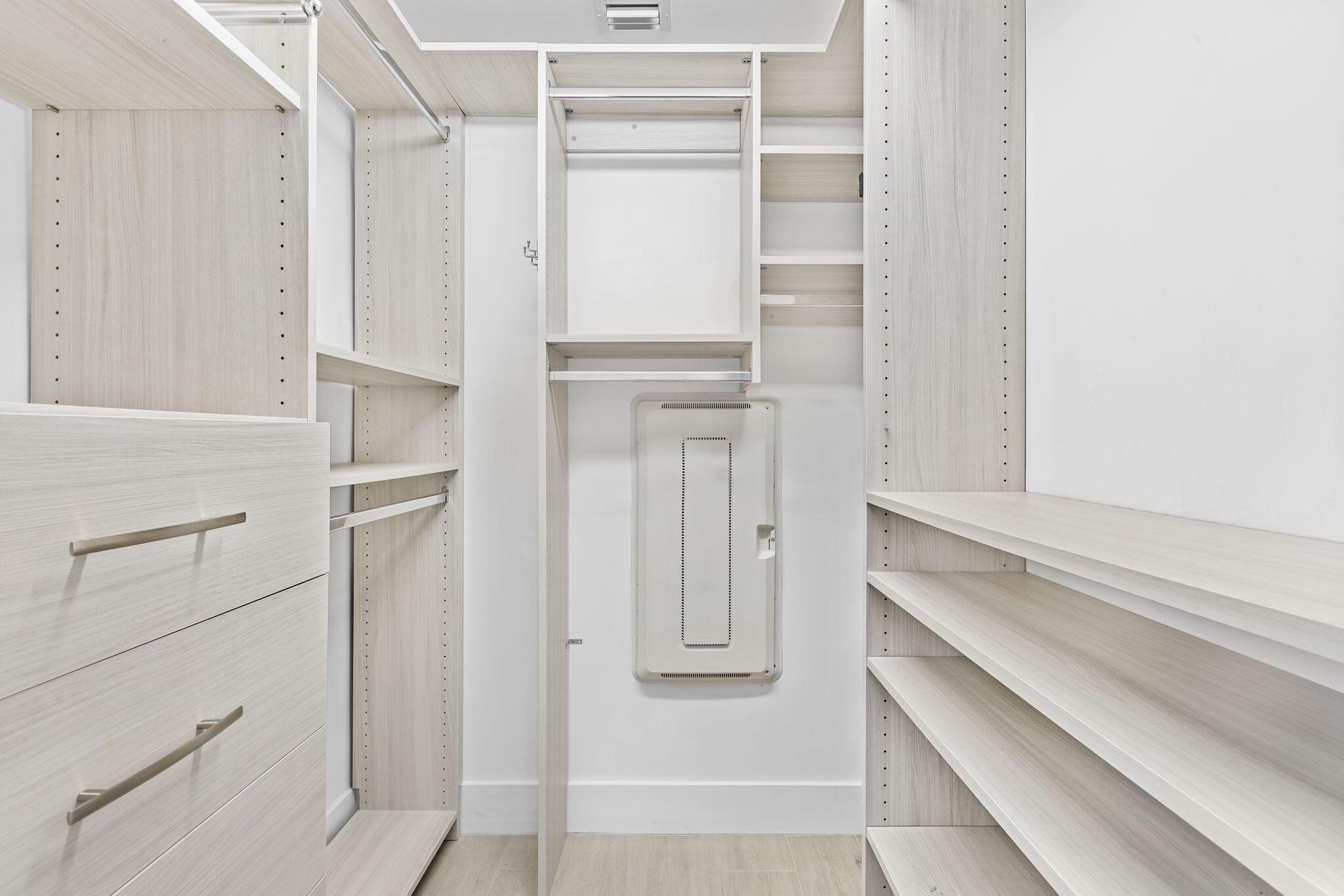 111 SE 1st Avenue Unit: Ph-509