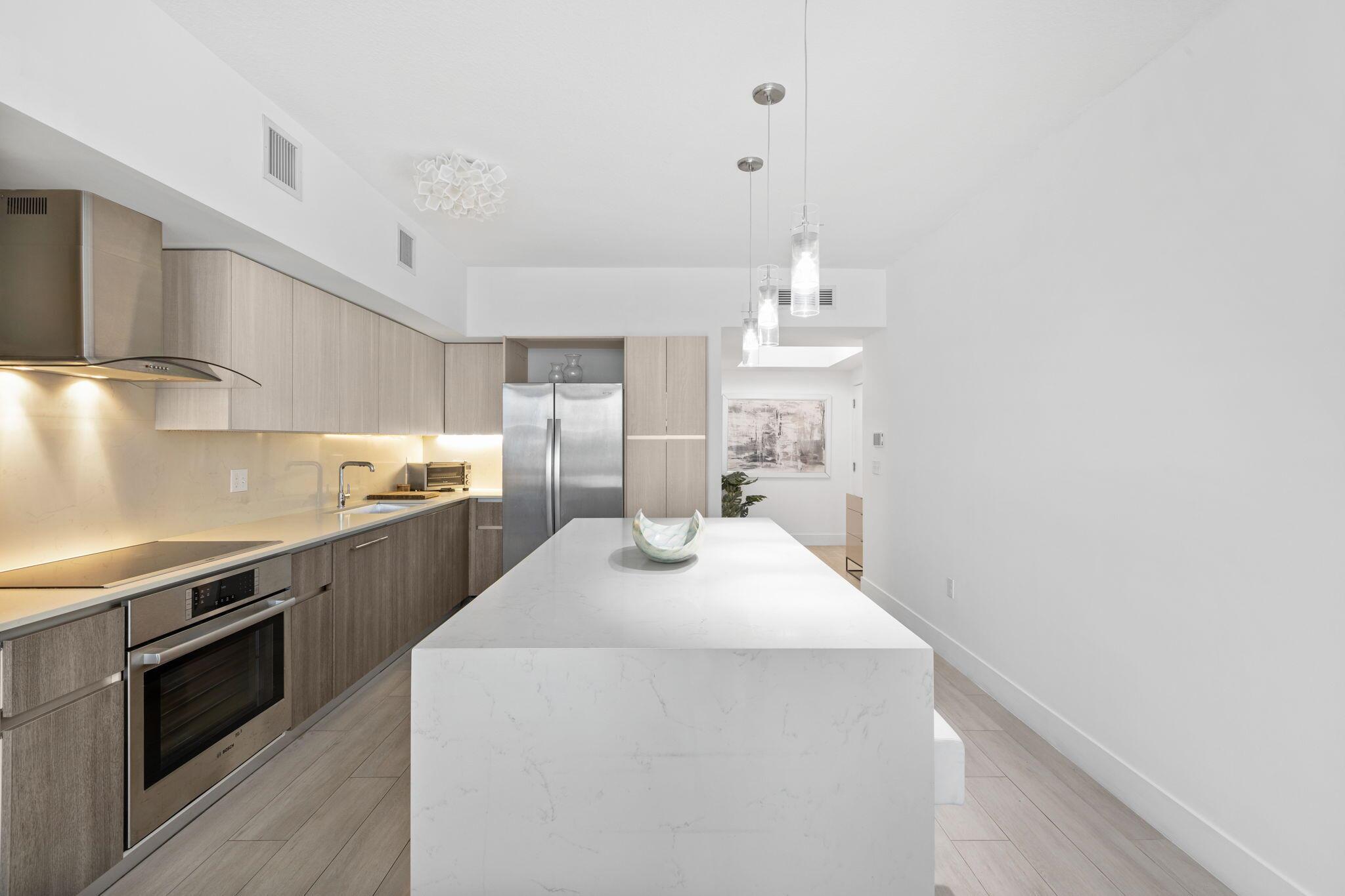 111 SE 1st Avenue Unit: Ph-509