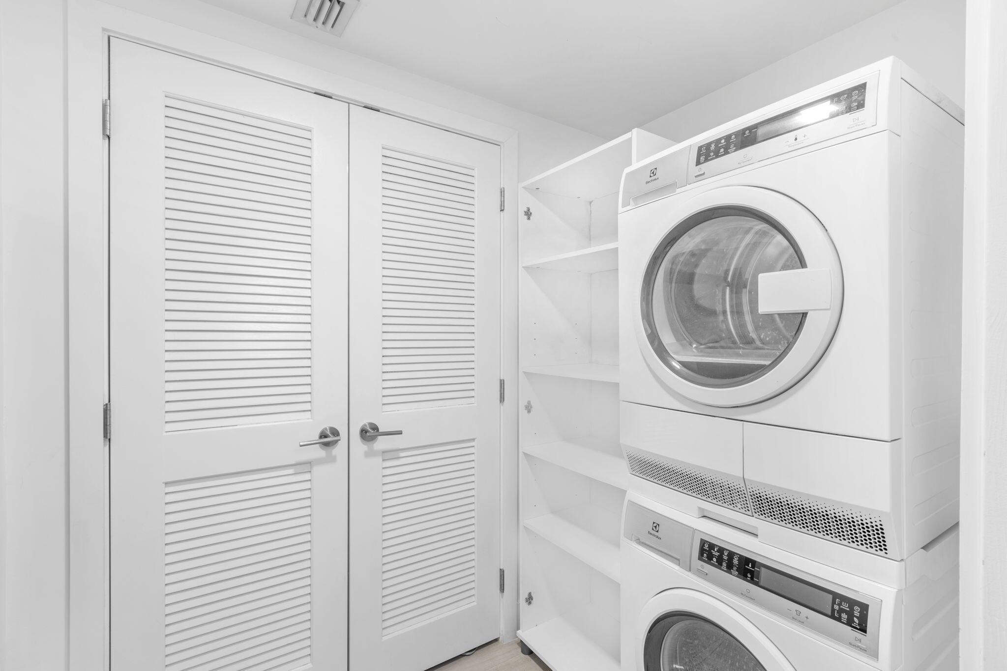 111 SE 1st Avenue Unit: Ph-509