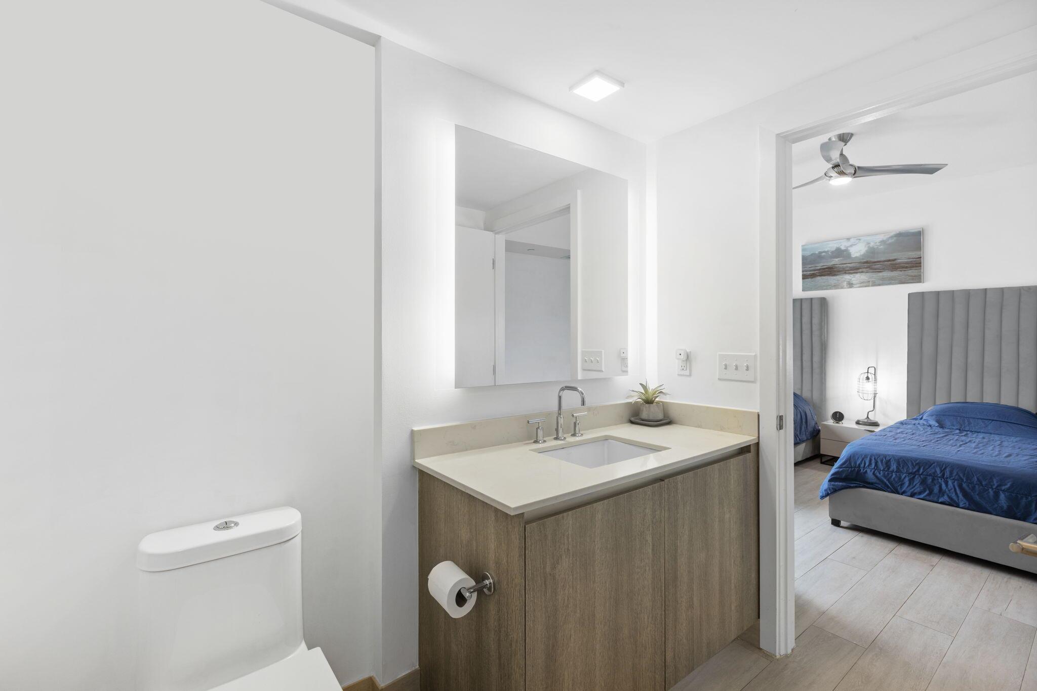 111 SE 1st Avenue Unit: Ph-509
