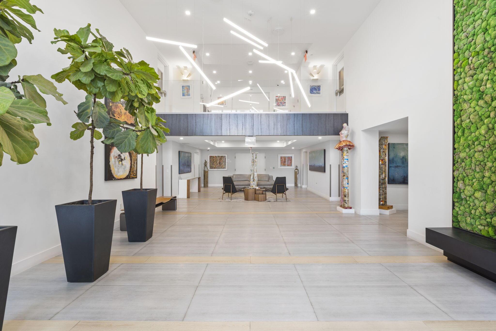 111 SE 1st Avenue Unit: Ph-509