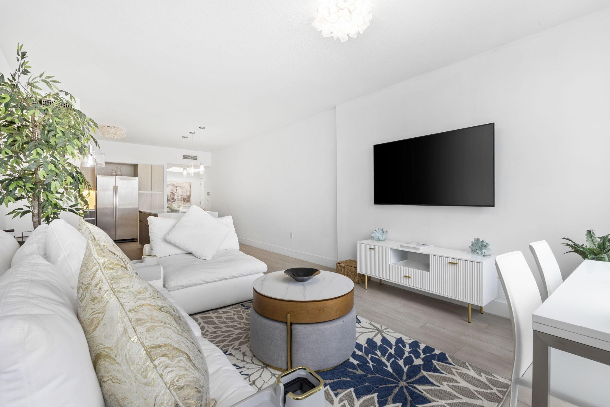 111 SE 1st Avenue Unit: Ph-509